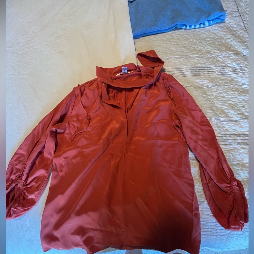 DIANEvonFURSTENBERG top